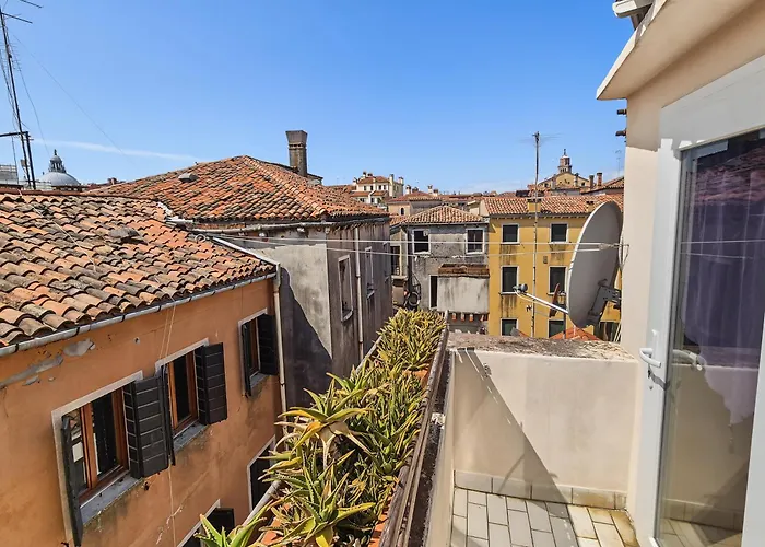 Magic View - 2 Bedroom Terrace With San Marco Campanile